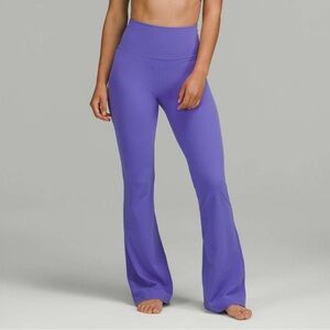 NWT Lululemon Groove SHR Flare Pant Nulu 32.5” – Charged Indigo – Size 2